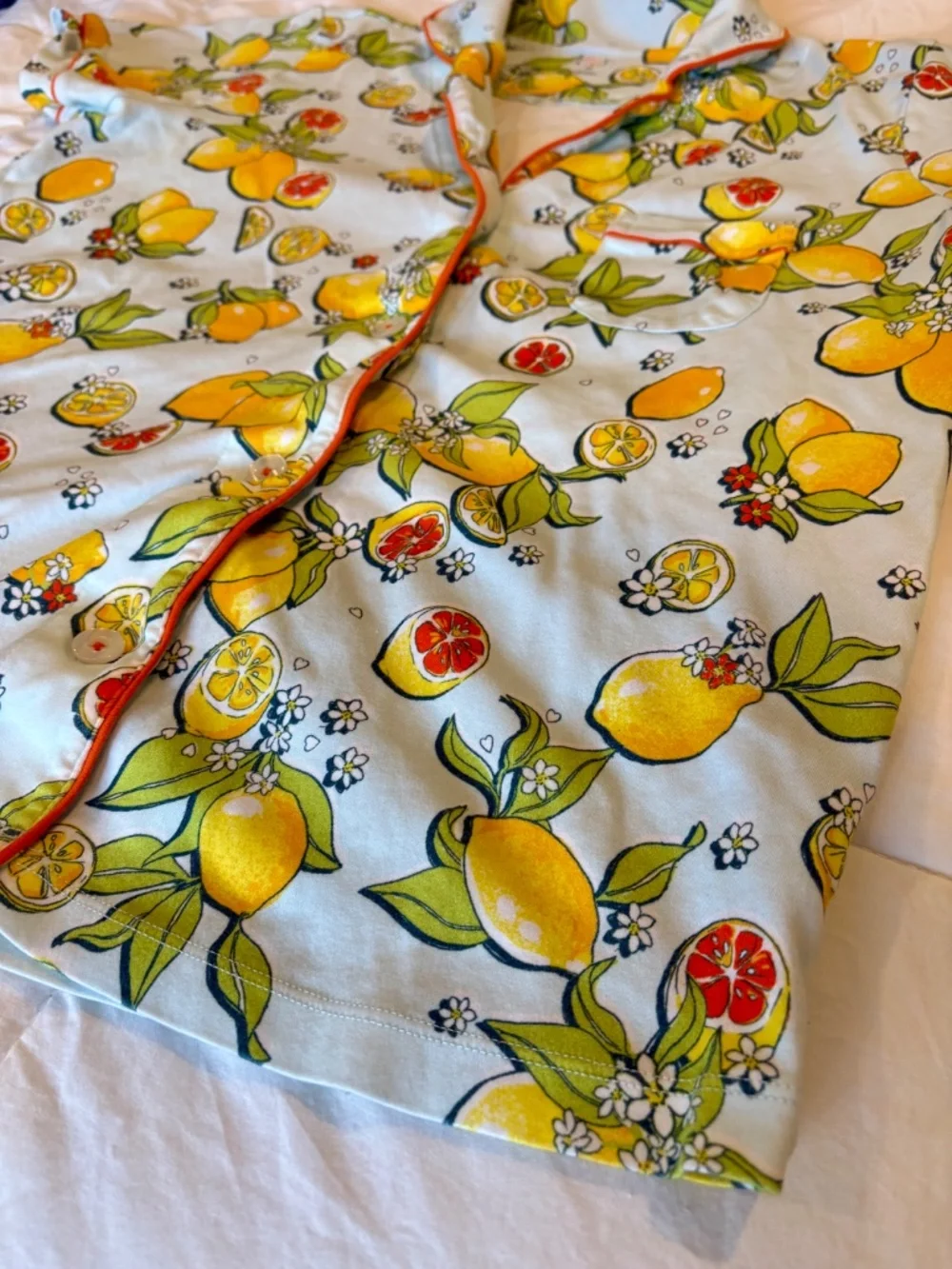 Roller Rabbit citrus hearts polo pajama top size medium